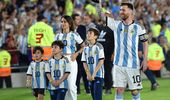 Imagini senzaționale. Cum a reacționat Leo Messi atunci când 80 000 de oameni i-au cerut să danseze pe teren
